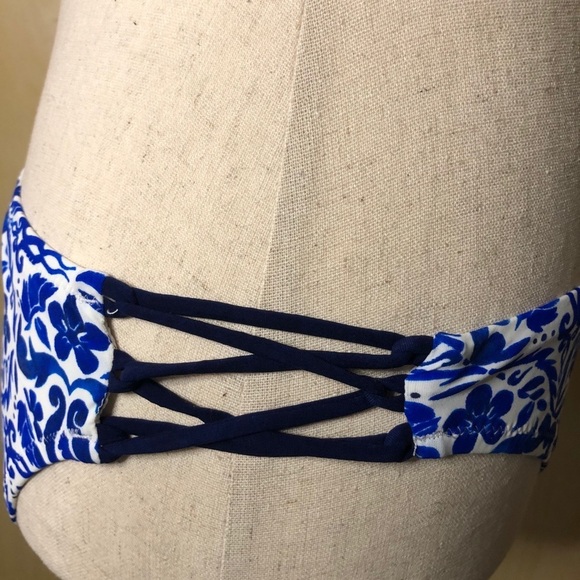 NWT Nanette Lepore Blue Two Piece Swimsuit - Picture 5 of 7